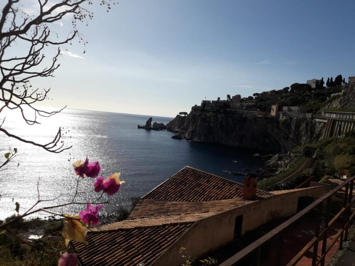 B&B La Sirena Santa Teresa Di Riva Esterno foto
