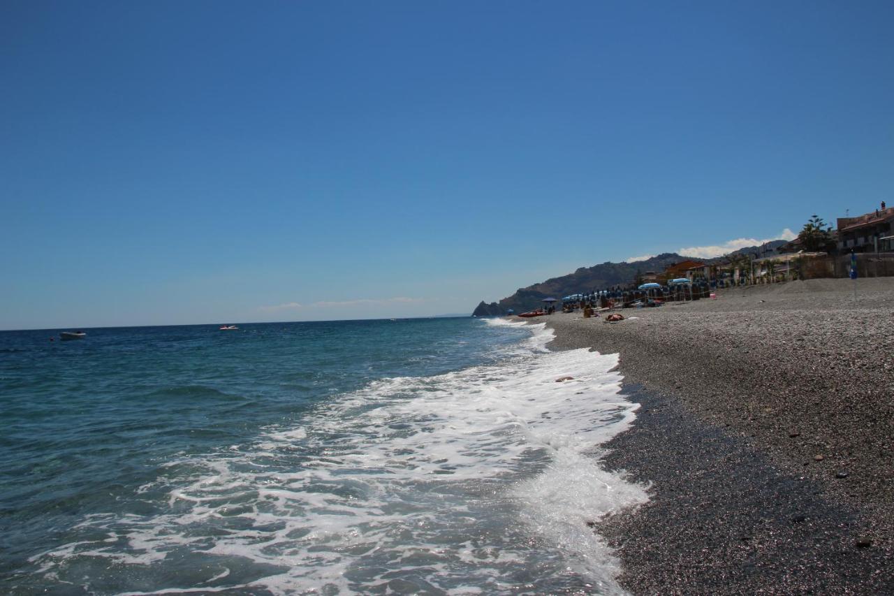 B&B La Sirena Santa Teresa Di Riva Esterno foto