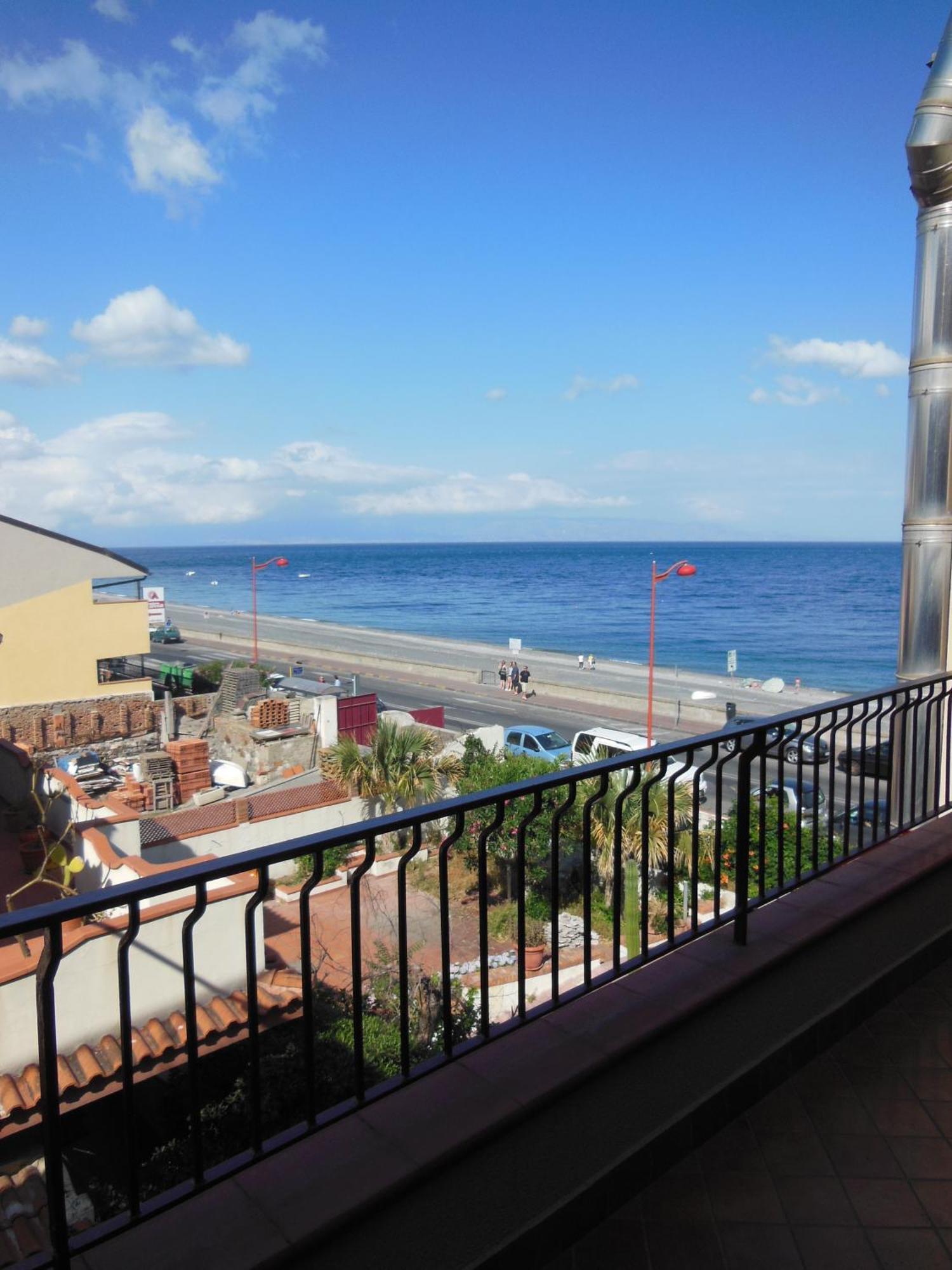 B&B La Sirena Santa Teresa Di Riva Esterno foto