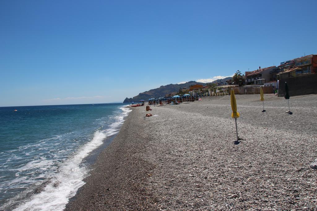 B&B La Sirena Santa Teresa Di Riva Esterno foto